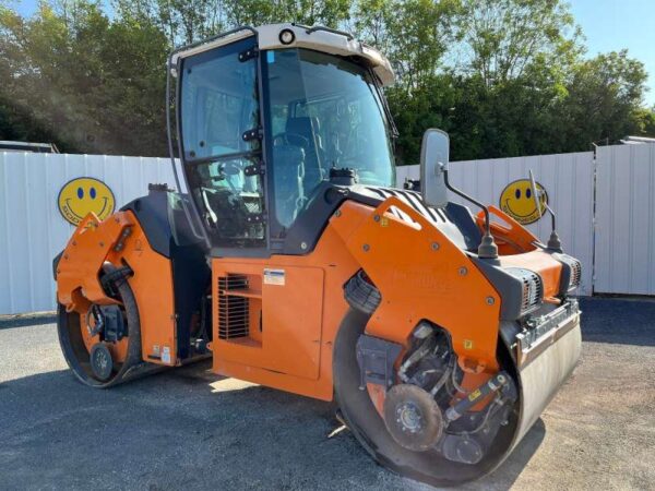 p057756_64a7dc2c5f1d6 Compactadora de Asfalto Hamm HD 90